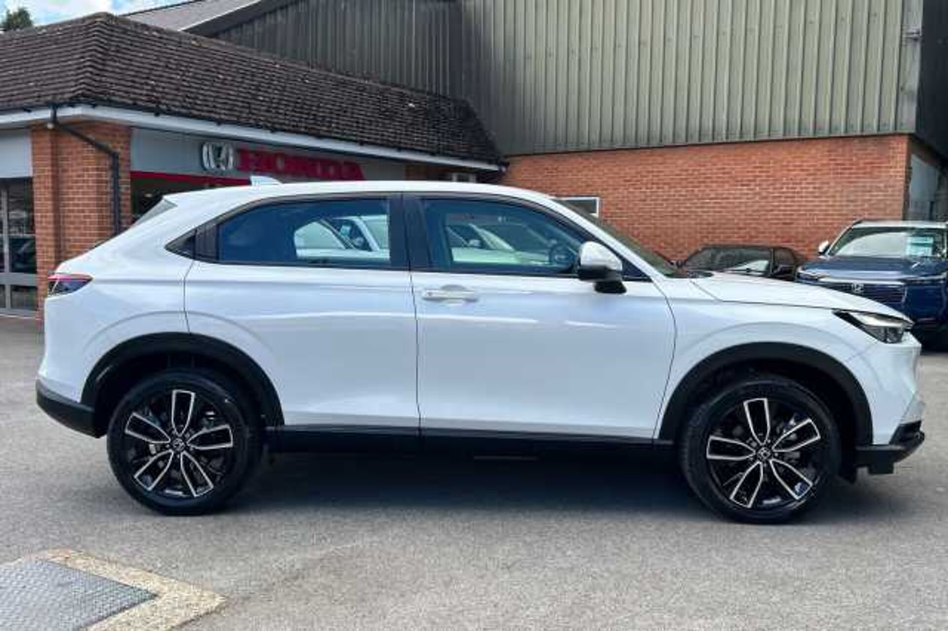 Honda HR-V Hybrid 1.5 eHEV Elegance 5dr CVT 