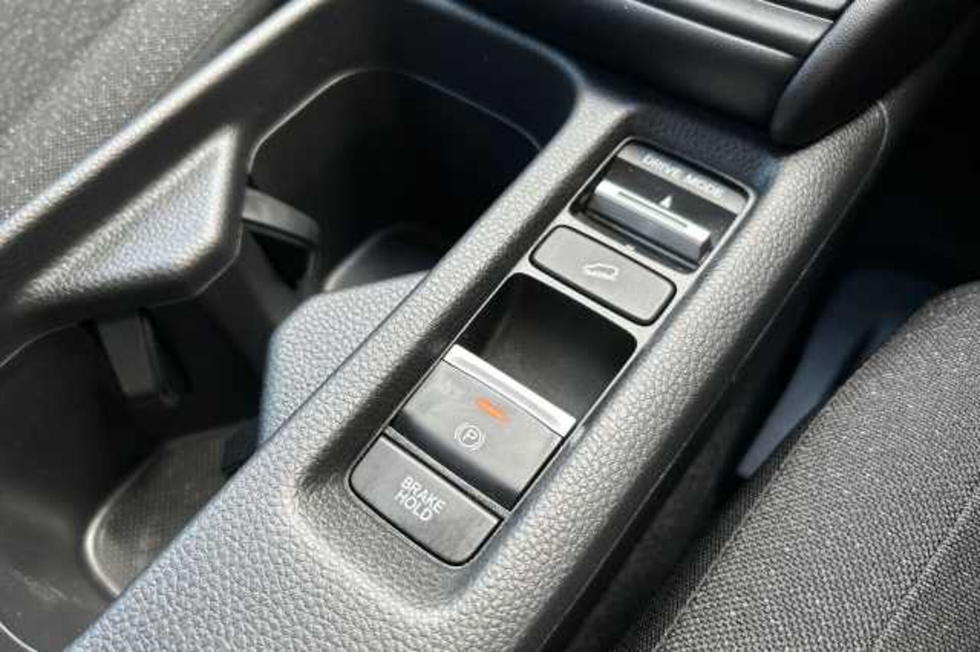 Honda HR-V Hybrid 1.5 eHEV Elegance 5dr CVT 