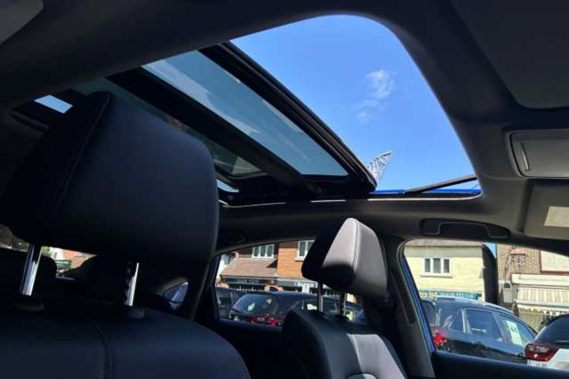 Honda Civic Hybrid 2.0 eHEV Advance 5dr CVT 