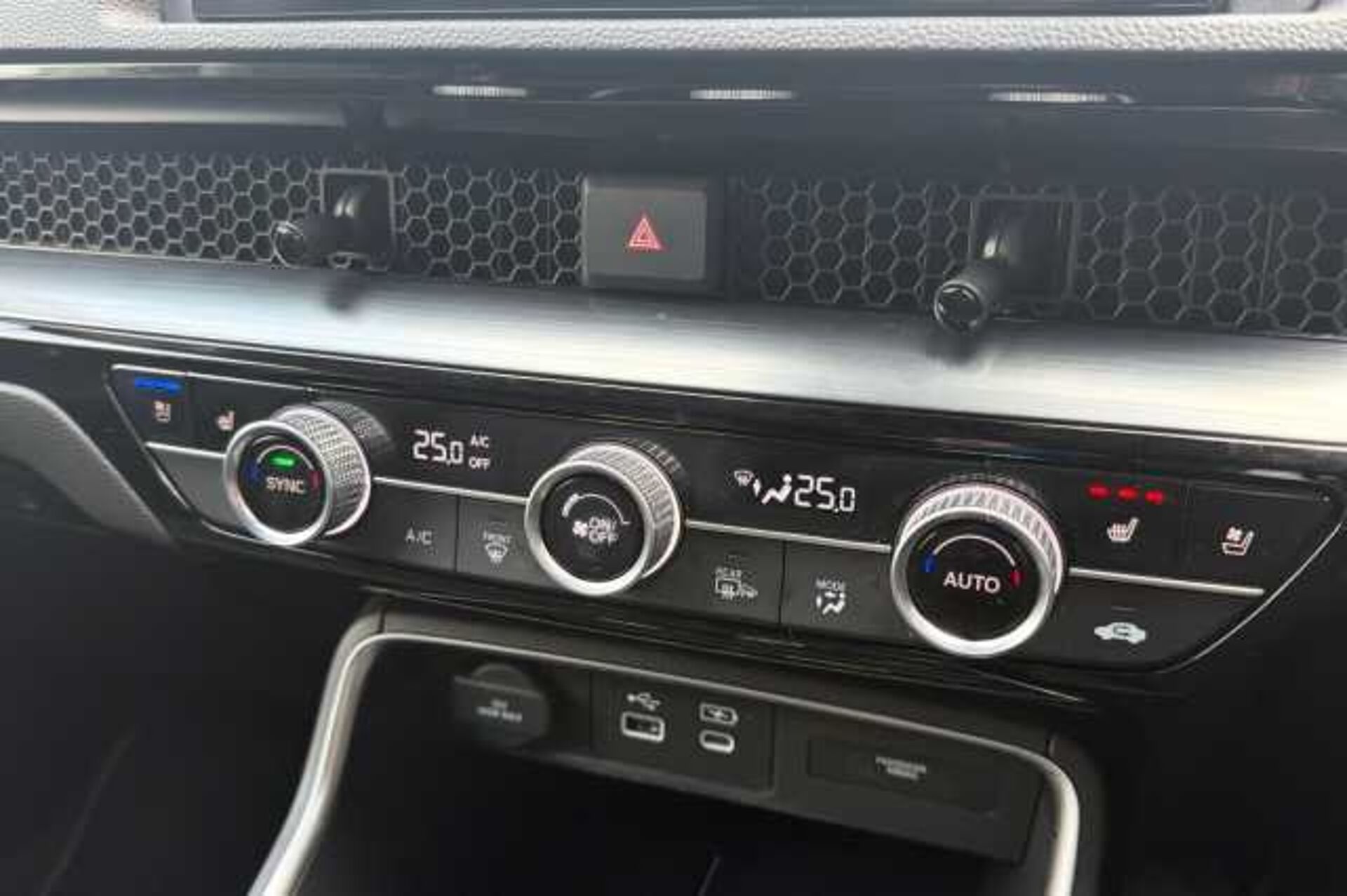 Honda CR-V Hybrid 2.0 eHEV Advance 5dr eCVT 