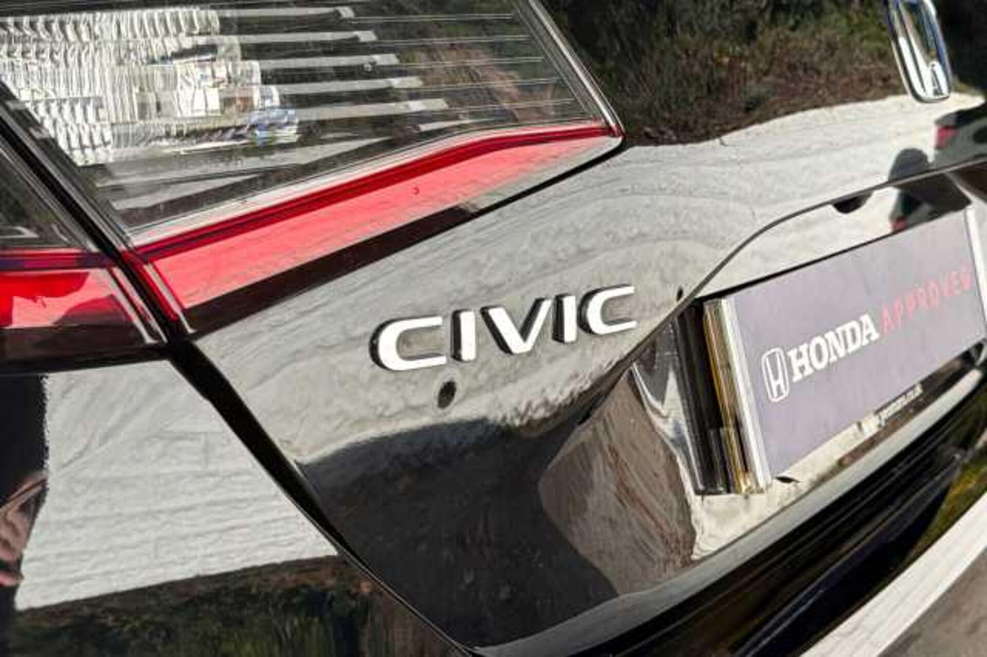 Honda Civic Hybrid 2.0 eHEV Advance 5dr CVT 