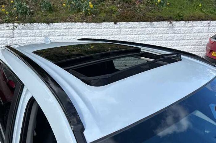 Honda CR-V Hybrid 2.0 eHEV Advance 5dr eCVT 