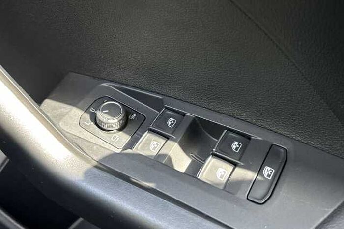 Volkswagen T-Cross 1.5 TSI EVO SEL 5dr DSG 