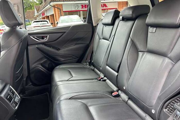 Subaru Forester 2.0i e-Boxer XE Premium 5dr Lineartronic 