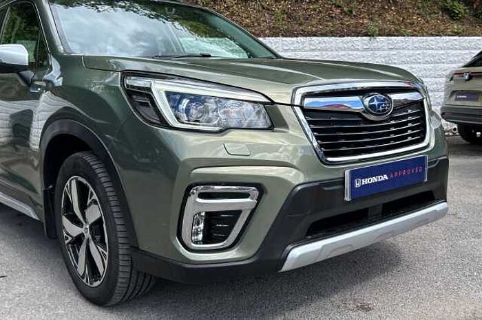 Subaru Forester 2.0i e-Boxer XE Premium 5dr Lineartronic 