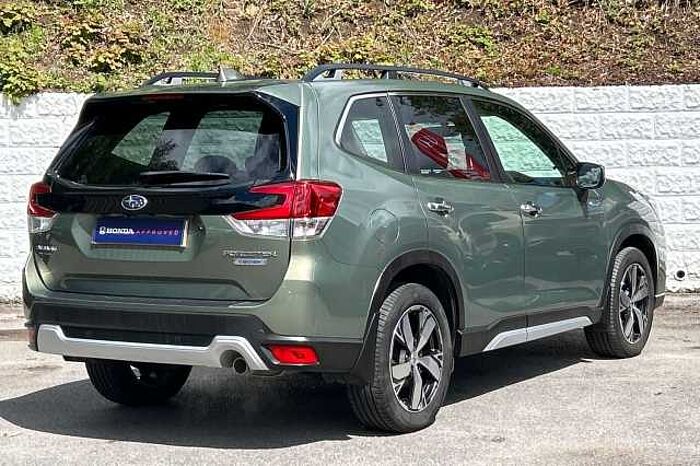 Subaru Forester 2.0i e-Boxer XE Premium 5dr Lineartronic 