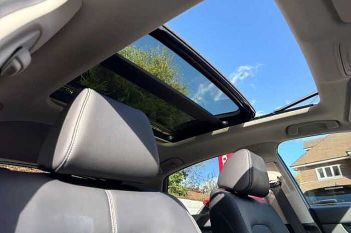 Honda Civic Hybrid 2.0 eHEV Advance 5dr CVT 
