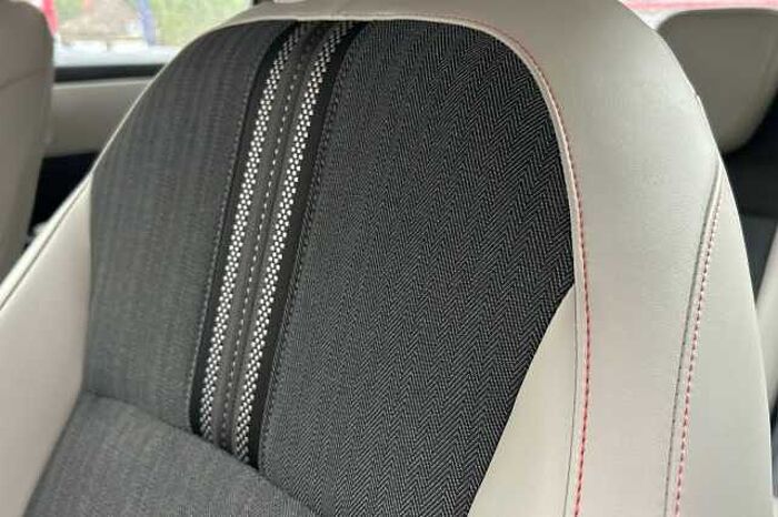 Honda HR-V Hybrid 1.5 eHEV Advance Style 5dr CVT 